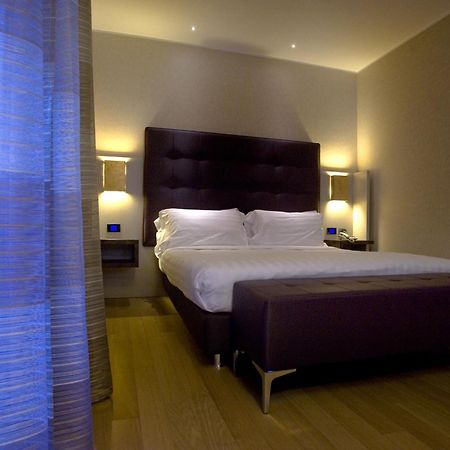 Rome Airport Hotel Фиумичино Екстериор снимка