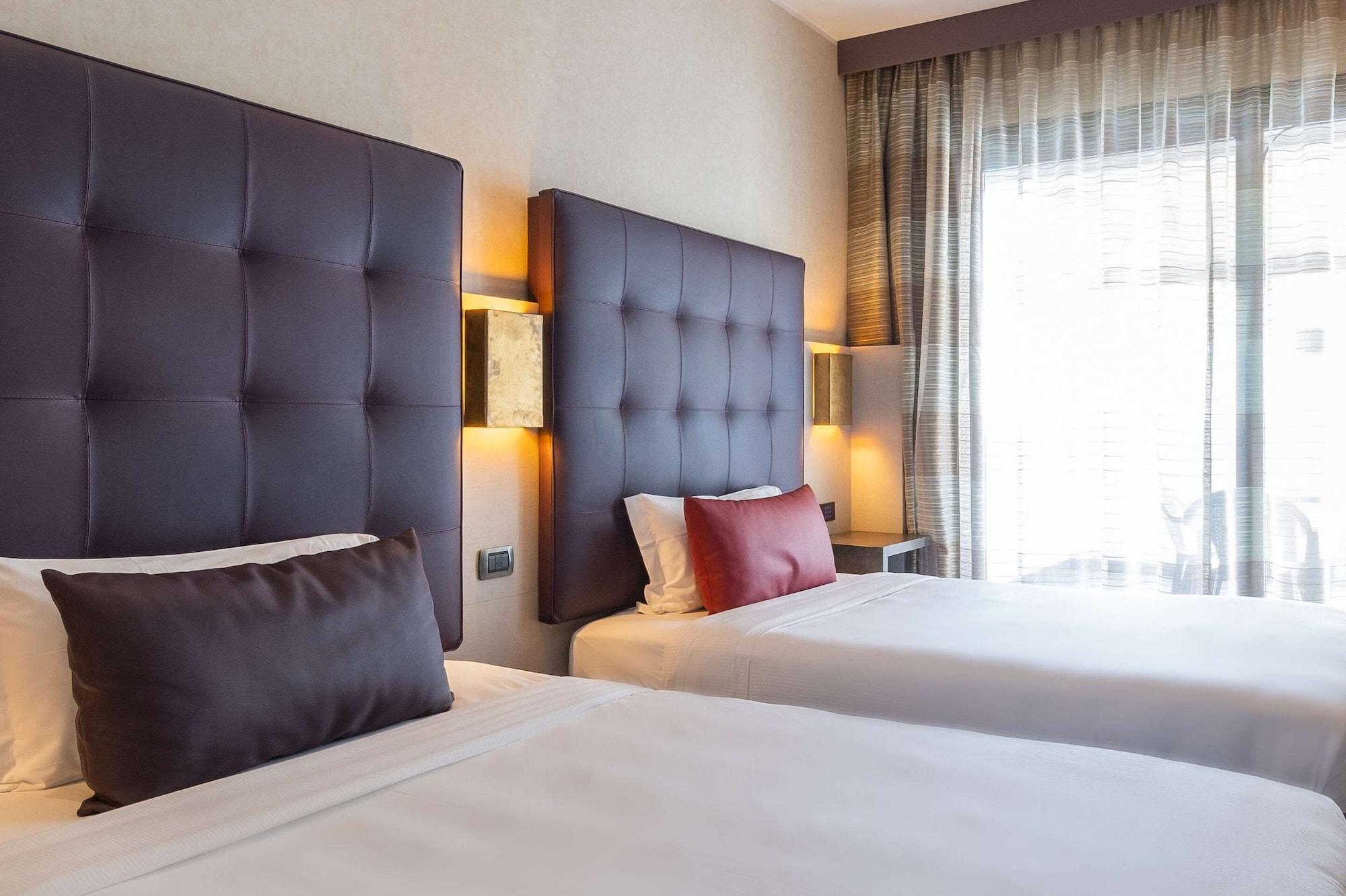 Rome Airport Hotel Фиумичино Екстериор снимка