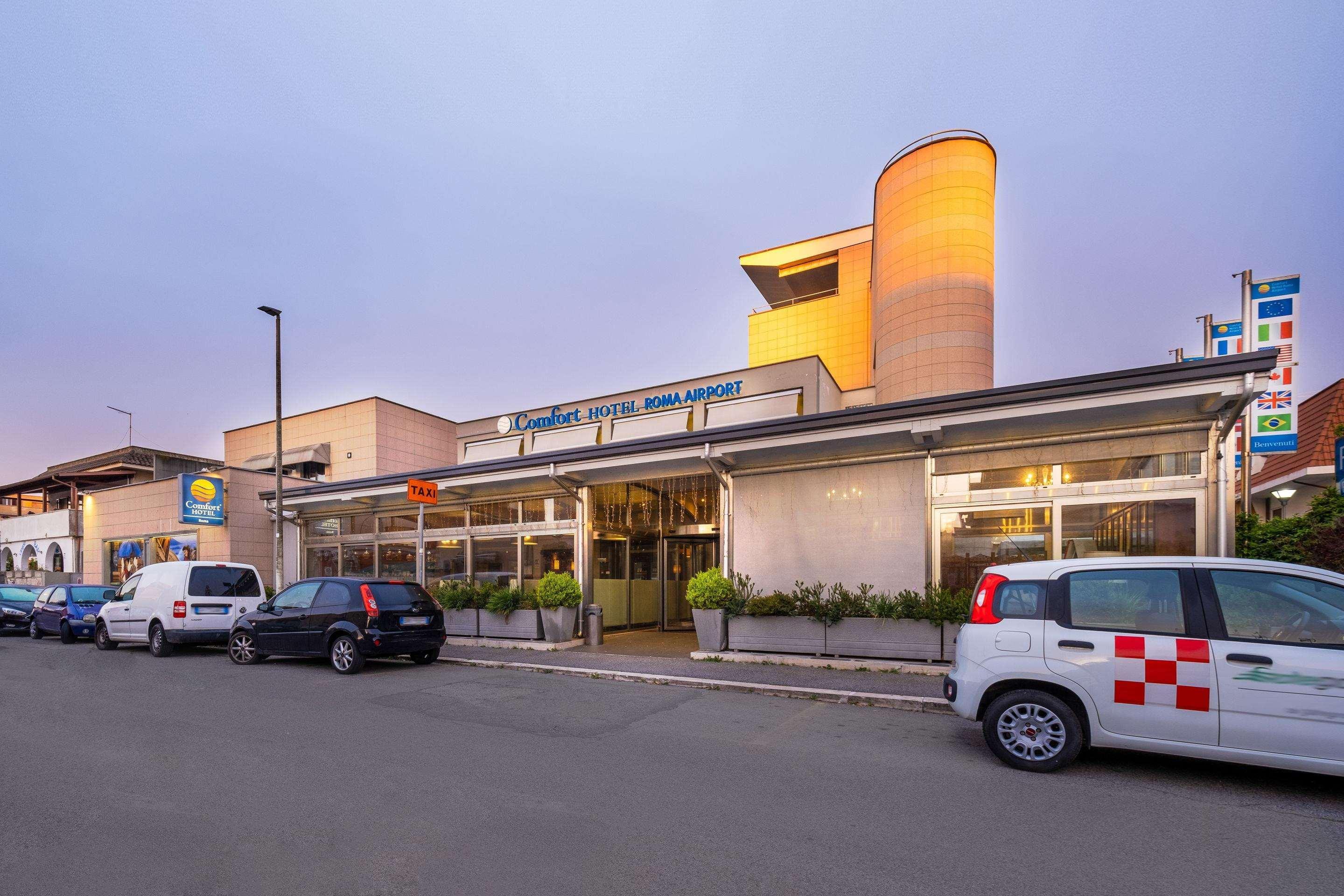 Rome Airport Hotel Фиумичино Екстериор снимка