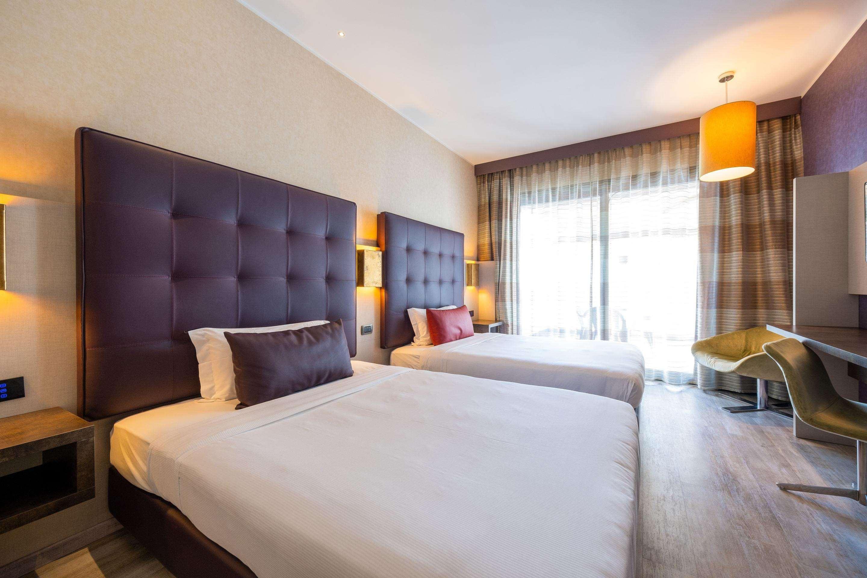 Rome Airport Hotel Фиумичино Екстериор снимка