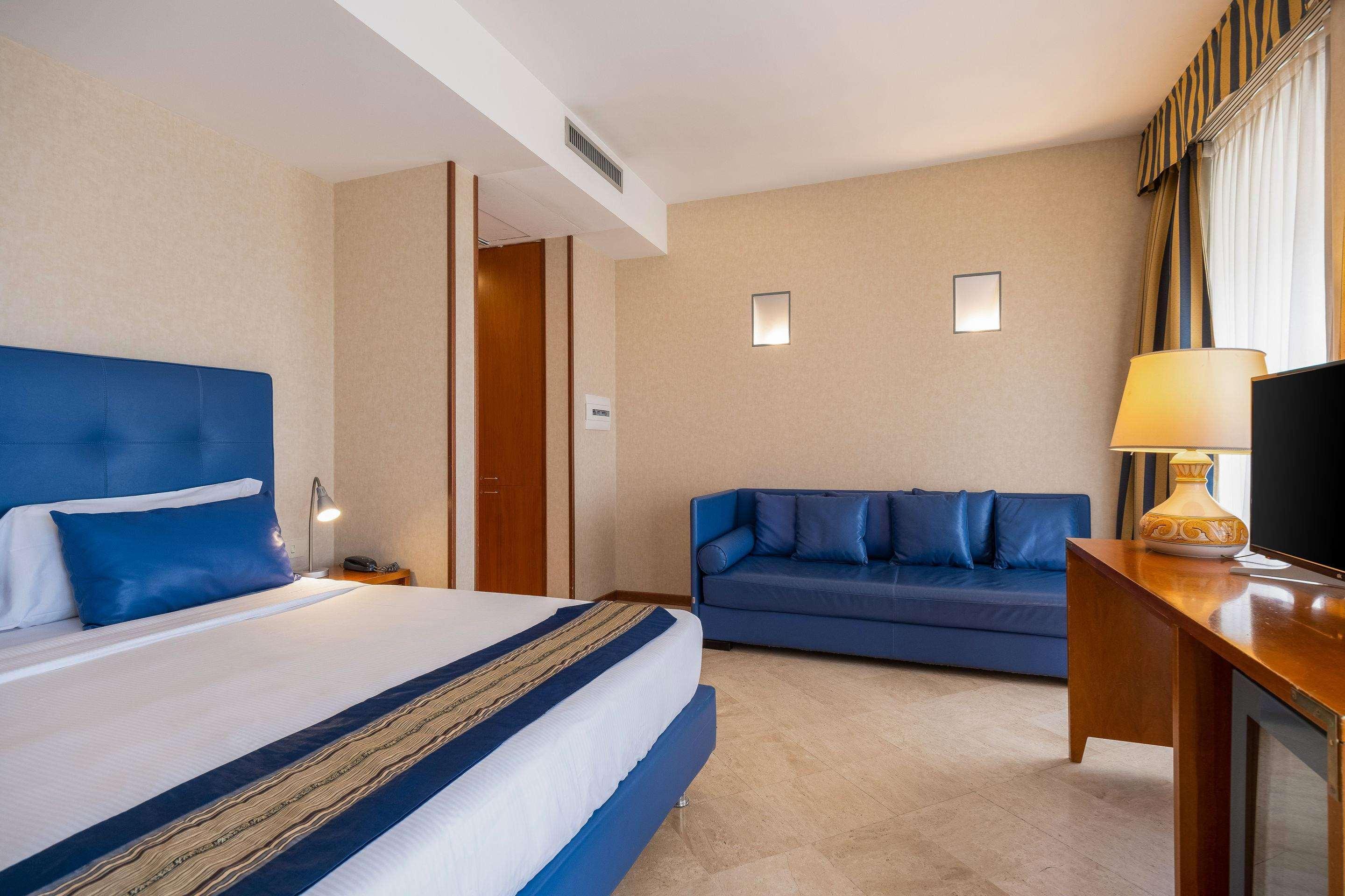 Rome Airport Hotel Фиумичино Екстериор снимка