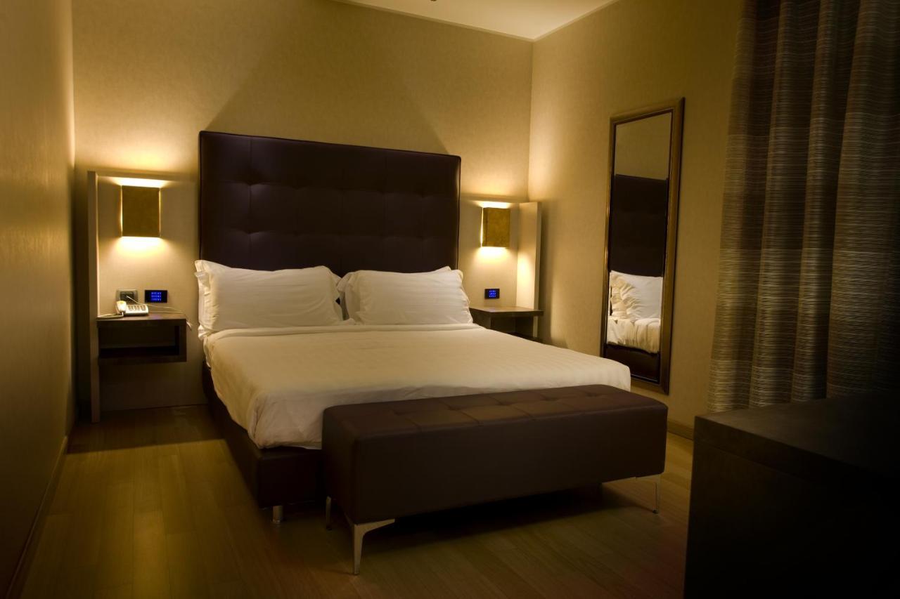 Rome Airport Hotel Фиумичино Екстериор снимка